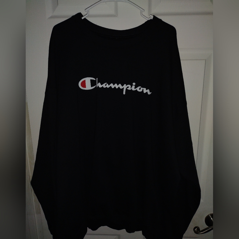 Champion Dark Sweatshirt